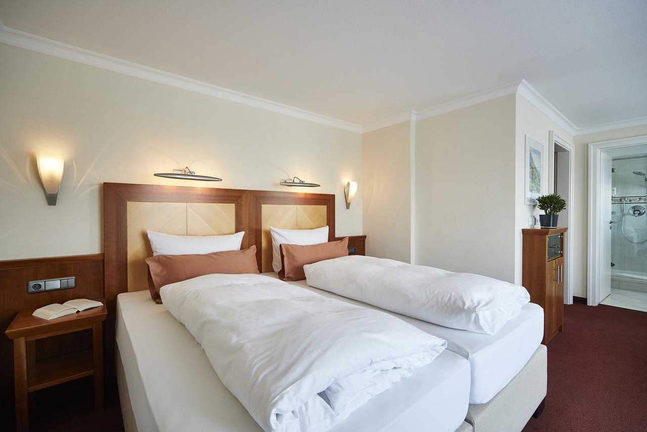 Hotel Rosenstock - Erwachsenenhotel - Adults Only 15 Plus Fischen im Allgaeu Bagian luar foto